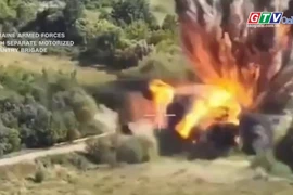 Tin thế giới ngày 30-8: Thắng lợi hiếm hoi: Ukraine đánh sập 2 cây cầu quan trọng của Nga