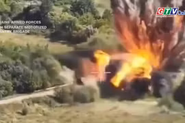 Tin thế giới ngày 30-8: Thắng lợi hiếm hoi: Ukraine đánh sập 2 cây cầu quan trọng của Nga