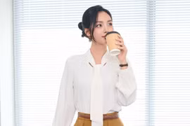 Tái định nghĩa thời trang công sở với phong cách office chic