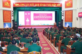 Bồi dưỡng kiến thức dân tộc cho cán bộ quân đội làm công tác dân vận