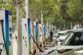 Trung Quốc xây dựng mạng lưới sạc xe điện lớn nhất thế giới