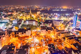 Phát triển kinh tế đêm ở đô thị trung tâm phía Tây tỉnh: Mở trục tăng trưởng mới