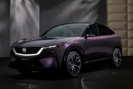 Mazda CX-6e thuần điện ra mắt thị trường châu Âu