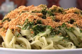 Ngại ngùng một miếng bánh dây…