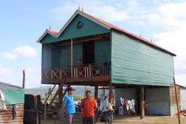 Mùa xuân đầu tiên ở khu tái định cư Pờ Tó