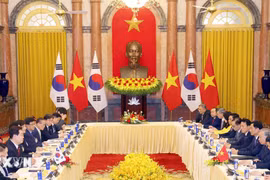 Đề nghị Hàn Quốc tích cực hỗ trợ Việt Nam phát triển ngành công nghiệp giải trí