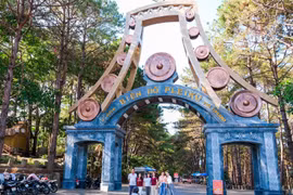 Một ngày với “Ðôi mắt Pleiku”