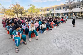 Trang bị kỹ năng sống để học sinh tự tin trưởng thành