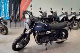 Mô tô cổ điển Brixton Cromwell 1200 2026 về Việt Nam, giá 288 triệu đồng