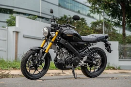 Yamaha XSR155 2026 bổ sung màu Metallic Black, giá 45,2 triệu đồng