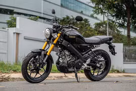 Yamaha XSR155 2026 bổ sung màu Metallic Black, giá 45,2 triệu đồng