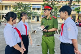 Công an xã tham gia trực tiếp vào công tác Ðoàn