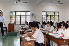 Ðưa tiếng Anh trở thành ngôn ngữ thứ hai trong trường học: Nâng cao năng lực hội nhập cho học sinh