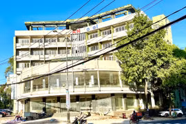 Lãng phí “đất vàng”