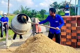 Xung kích cùng “Chiến dịch Quang Trung”