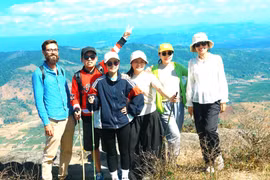 Trên non cao, chạm vào Pleiku