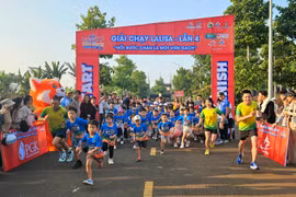 Những bước chạy hướng về cộng đồng