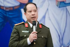 Mắt cận trên 3 độ không được tuyển vào trường công an