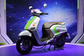 Honda Giorno+ BUZZ LIGHTYEAR ra mắt, chỉ giới hạn 2.000 chiếc