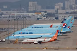 Nhiều hãng hàng không Hàn Quốc cấm sử dụng sạc dự phòng trên máy bay