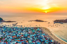 Xuân hợp nhất, hợp lưu những dòng chảy