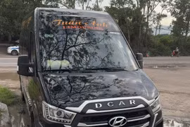 Bị tước phù hiệu nhưng vẫn hoạt động, xe khách Tuấn Anh bị xử phạt 67,5 triệu đồng.