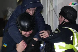 Tin thế giới ngày 28-1: Nga không kích trúng tàu chở khách ở Ukraine, 11 người thiệt mạng trong các vụ tấn công