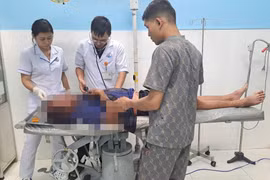 Nhờ sự giúp đỡ của cán bộ Công an phường An Khê, ông H. được cấp cứu kịp thời.