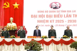 Đoàn Chủ tịch Đại hội
