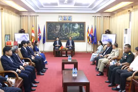 Đoàn lãnh đạo cấp cao tỉnh Gia Lai thăm, chúc Tết tỉnh Preah Vihear 