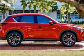 Mazda CX-5 phiên bản nâng cấp 2024 được phát triển dựa theo ngôn ngữ thiết kế KODO nổi tiếng với diện mạo thể thao và trẻ trung. Ảnh: ST
