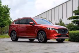 Mazda CX-8: Mẫu SUV lý tưởng cho gia đình, giá từ 969 triệu đồng