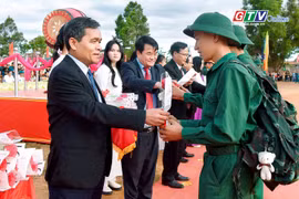 Gia Lai: 2.875 thanh niên ưu tú lên đường nhập ngũ