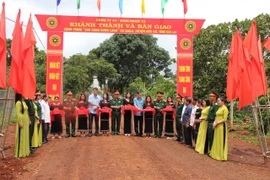Công ty 74 bàn giao công trình "Sao sáng buôn làng" và nhà ở cho công nhân có hoàn cảnh khó khăn
