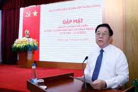 Ban Tuyên giáo và Dân vận Trung ương khen thưởng các nhà báo tiêu biểu