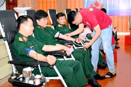 Binh đoàn 15 tổ chức Ngày hội hiến máu tình nguyện