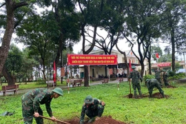 Sư đoàn 320 huy động 300 cán bộ, chiến sĩ làm công tác dân vận