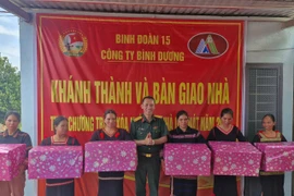 Công ty Bình Dương bàn giao “Nhà đồng đội” cho công nhân nghèo