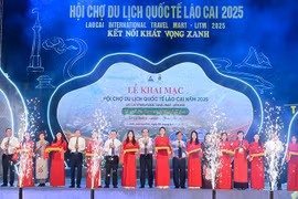 Khai mạc Hội chợ Du lịch quốc tế Lào Cai năm 2025