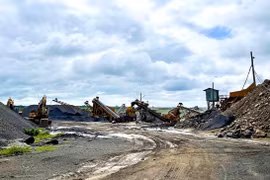 Kiểm tra niêm yết giá tại mỏ khai thác khoáng sản: Minh bạch hóa thị trường vật liệu xây dựng