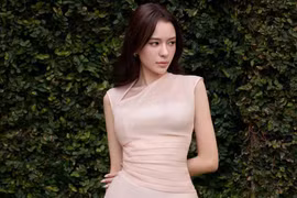 5 chiếc váy dáng dài thanh lịch nàng không thể thiếu mùa này