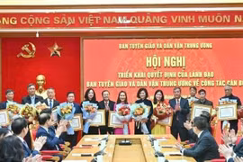 Cần bộ máy hành chính tinh, gọn, mạnh để đáp ứng yêu cầu cách mạng mới