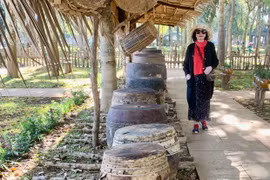 Xa dần tiếng trống hơ gơr