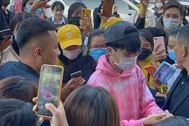 'Đu idol' cũng cần tỉnh táo