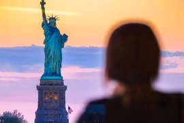 Lý do nhiều quốc gia cảnh báo rủi ro khi công dân du lịch Mỹ