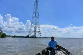 Nổi, chìm văn hóa Cù lao - Bài 2: Đặc sản… đèn dầu