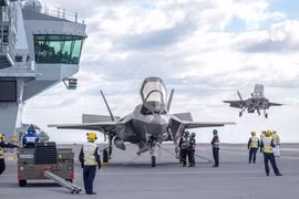 Anh triển khai khí tài quân sự tới Trung Đông nhằm hỗ trợ trong trường hợp bất trắc