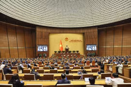 Quốc hội triệu tập kỳ họp thứ 9 để sửa Hiến pháp, sáp nhập tỉnh