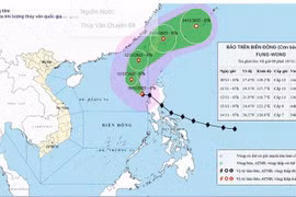 Bão số 14 không đổi hướng di chuyển, gây gió mạnh trên khu vực Bắc Biển Đông