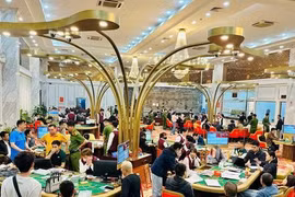 Thông tin mới vụ nhiều người Trung Quốc đánh bạc tới 720 tỉ đồng tại câu lạc bộ thể thao